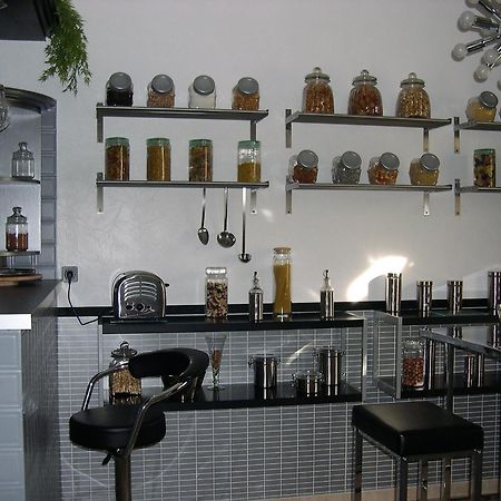 Bed and Breakfast La Gentoliere Pollestres Экстерьер фото