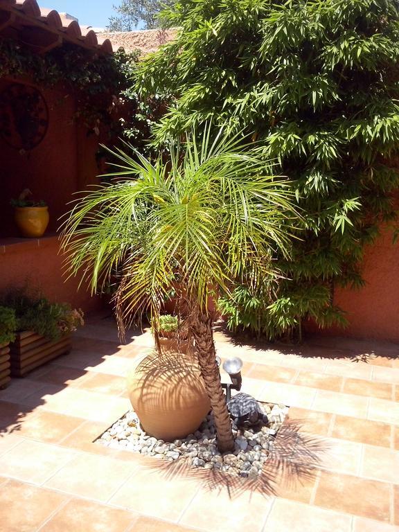 Bed and Breakfast La Gentoliere Pollestres Экстерьер фото