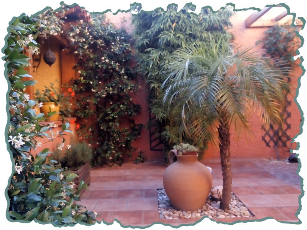 Bed and Breakfast La Gentoliere Pollestres Экстерьер фото