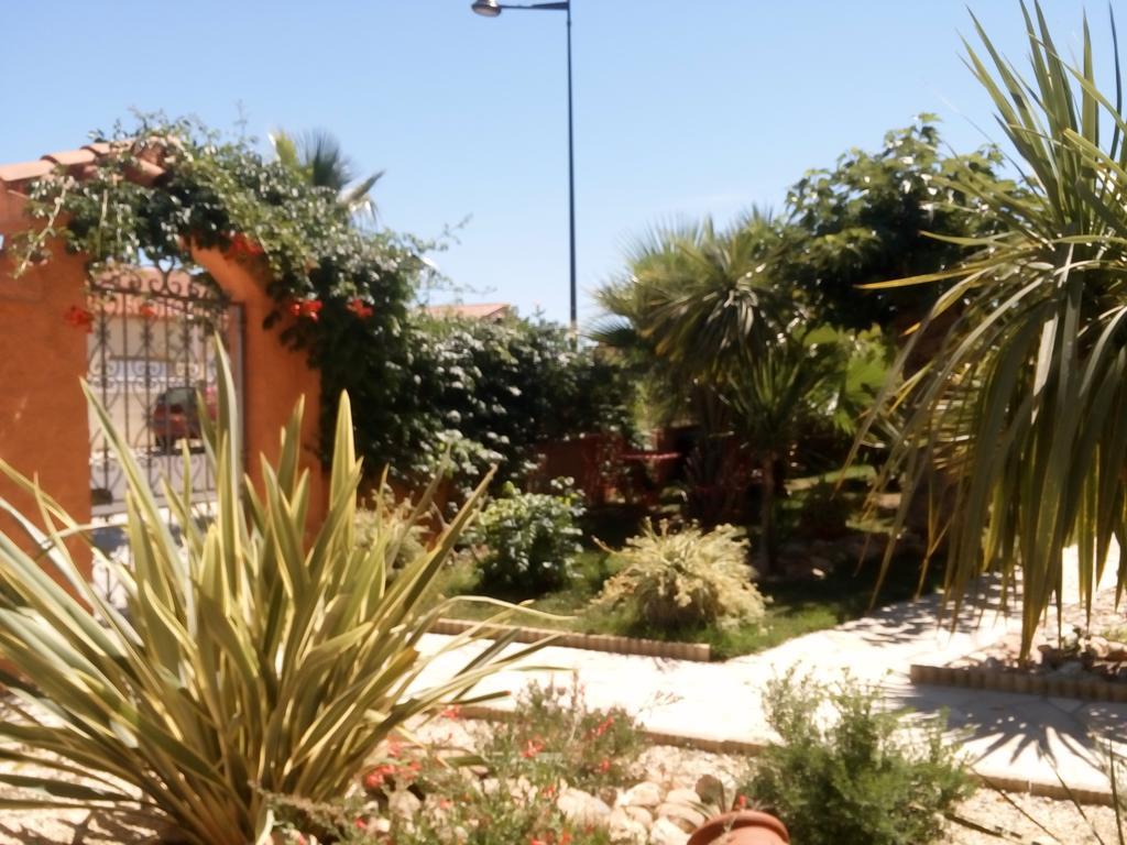 Bed and Breakfast La Gentoliere Pollestres Экстерьер фото